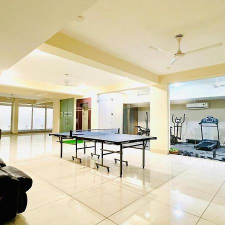 גורגאון Bluo Studio1 Golf Course Road, Gym, Balcony Garden מראה חיצוני תמונה