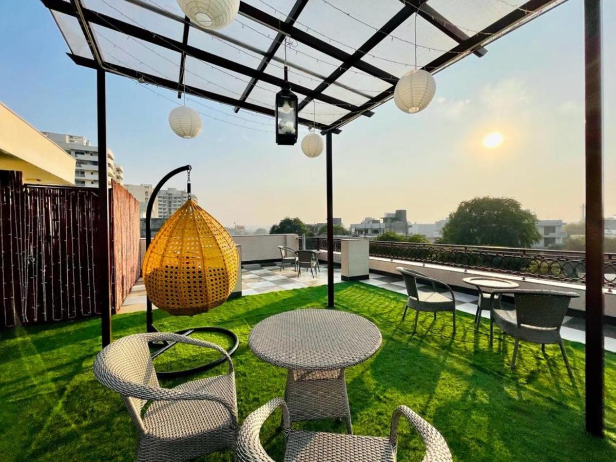 גורגאון Bluo Studio1 Golf Course Road, Gym, Balcony Garden מראה חיצוני תמונה