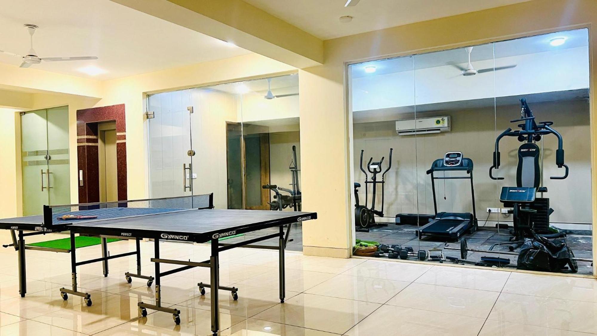 גורגאון Bluo Studio1 Golf Course Road, Gym, Balcony Garden מראה חיצוני תמונה