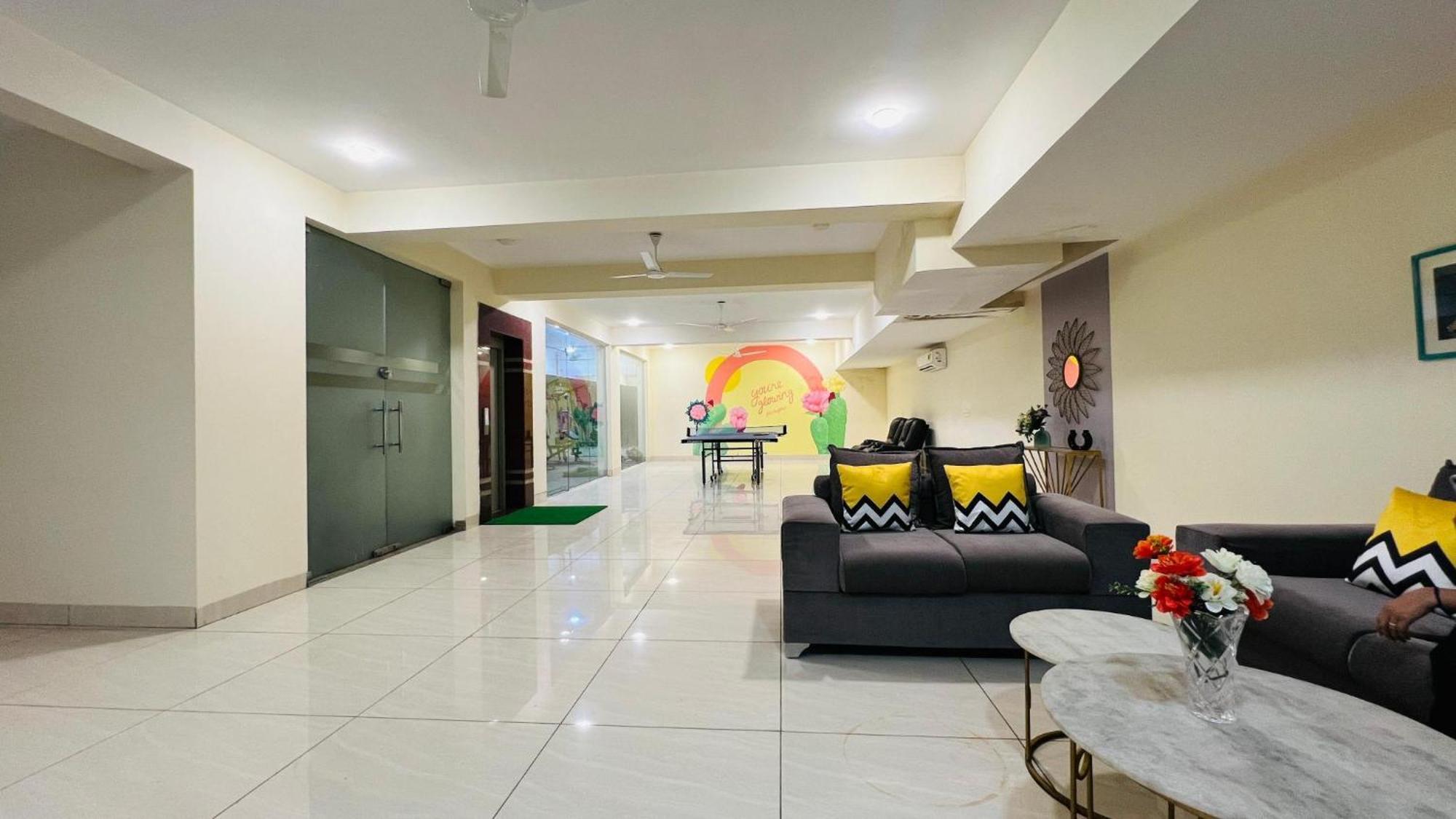 גורגאון Bluo Studio1 Golf Course Road, Gym, Balcony Garden מראה חיצוני תמונה